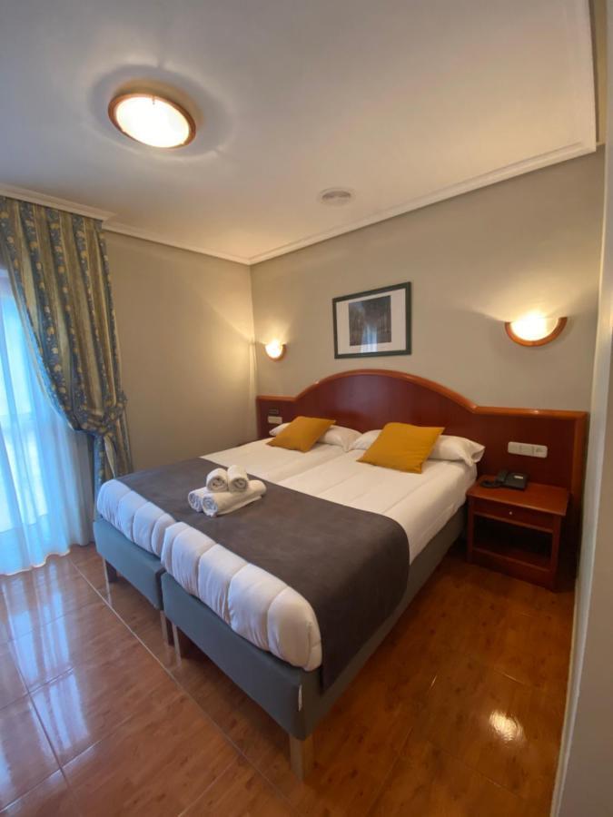 Hotel - Apartamentos Pena Santa Benia De Onis Exterior foto